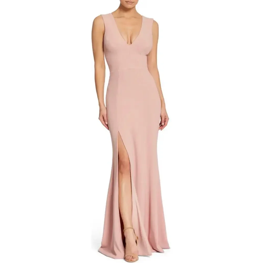 NWOT Dress The Population Sandra Plunge Crepe Trumpet Gown in Blush, Medium - Picture 6 of 16